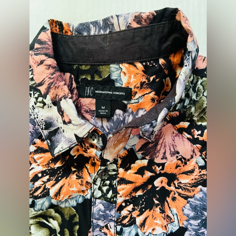 Mens button down - Picture 3 of 3